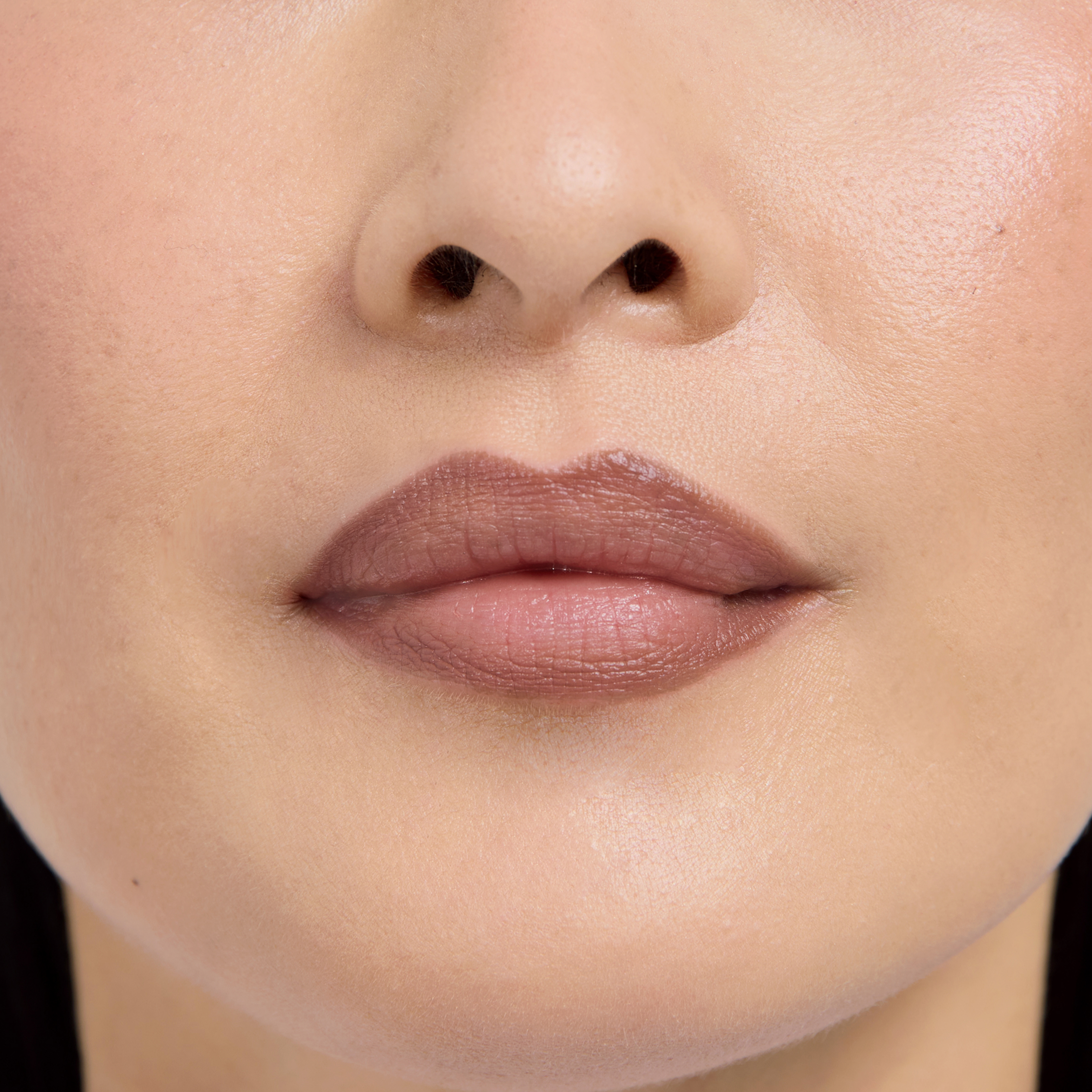 Lip Frame